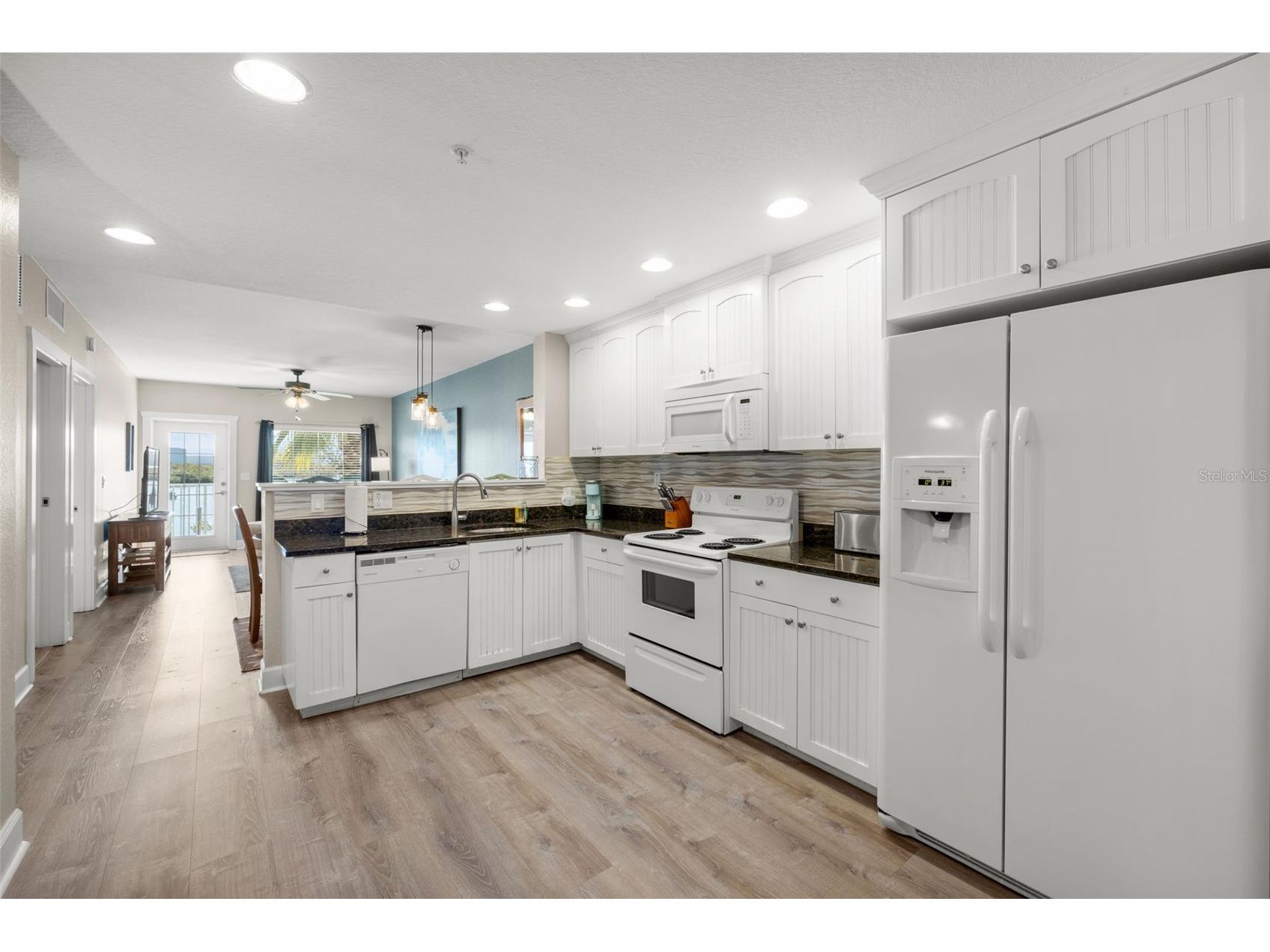 399 2nd Street #216 Indian Rocks Beach FL 33785 - INTERCOASTAL WATERWAY TB8477066 image9