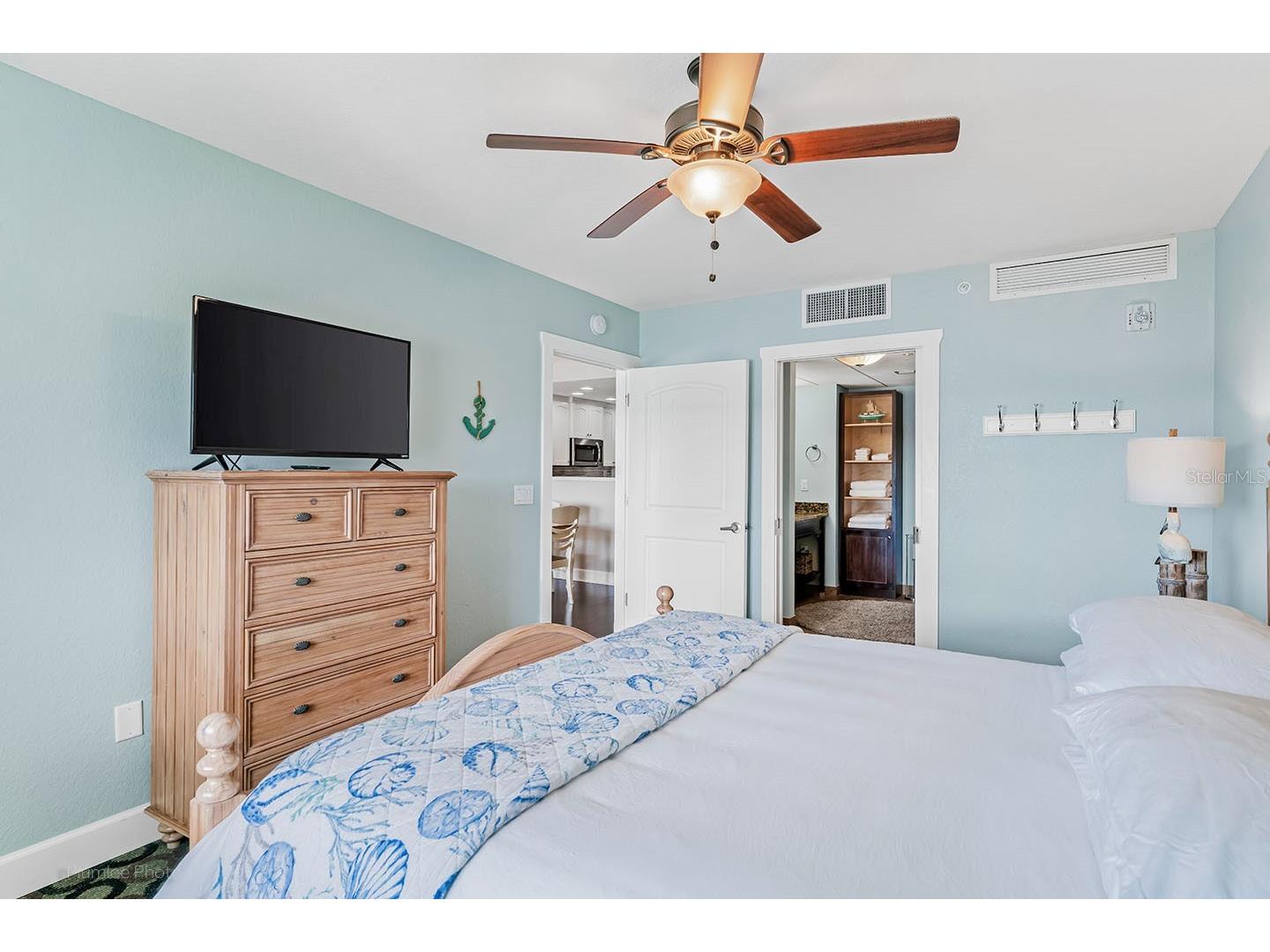 399 2nd Street #416 Indian Rocks Beach FL 33785 - INTRACOASTAL WATERWAY TB8491459 image21