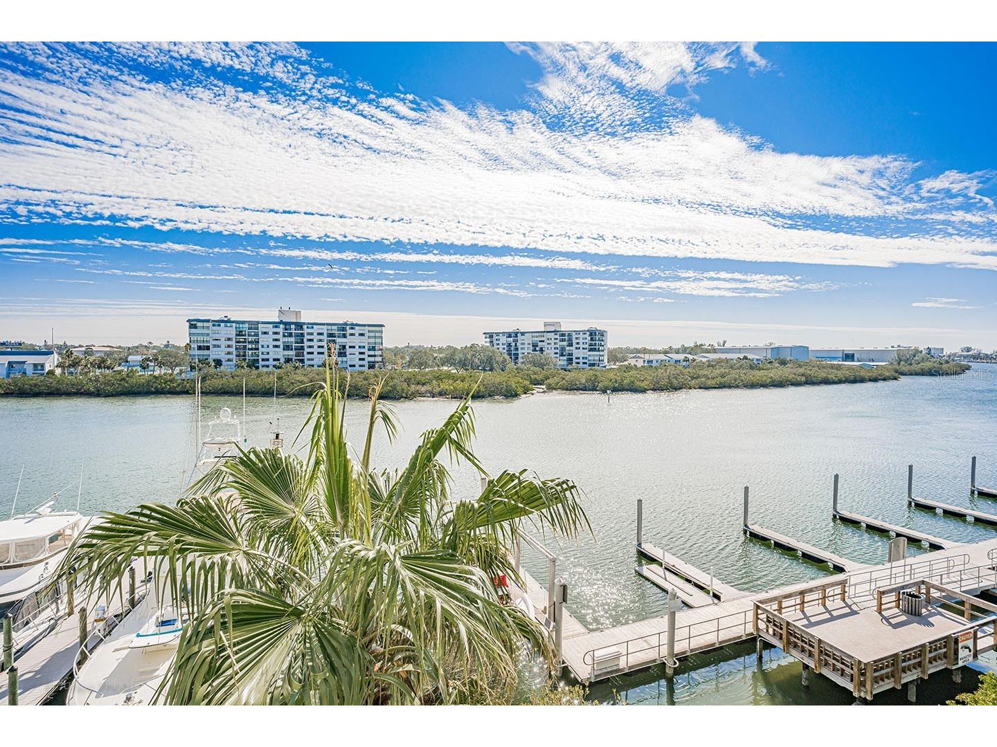 399 2nd Street #416 Indian Rocks Beach FL 33785 - INTRACOASTAL WATERWAY TB8491459 image3
