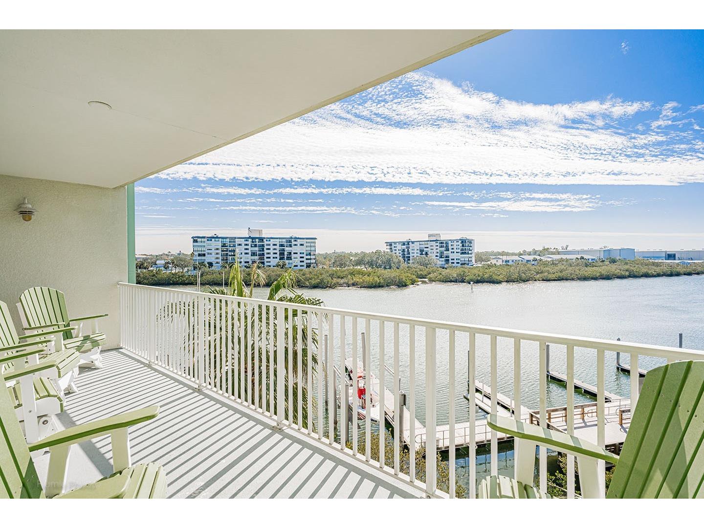 399 2nd Street #416 Indian Rocks Beach FL 33785 - INTRACOASTAL WATERWAY TB8491459 image7