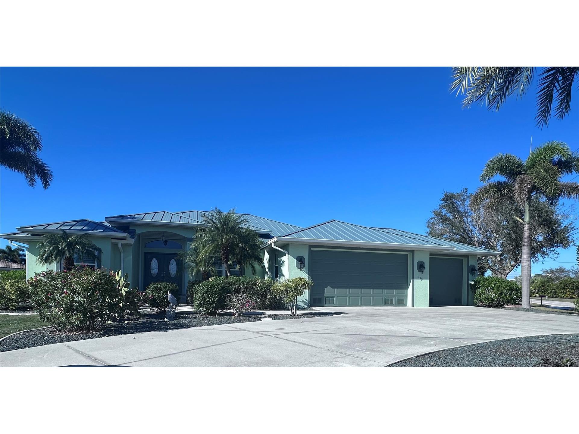 399 Bal Harbor Boulevard Punta Gorda FL 33950 C7516809 image1