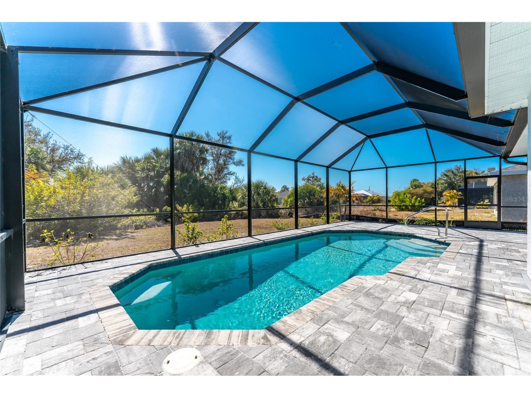 399 Sunset Road N Rotonda West FL 33947 D6146149 image3