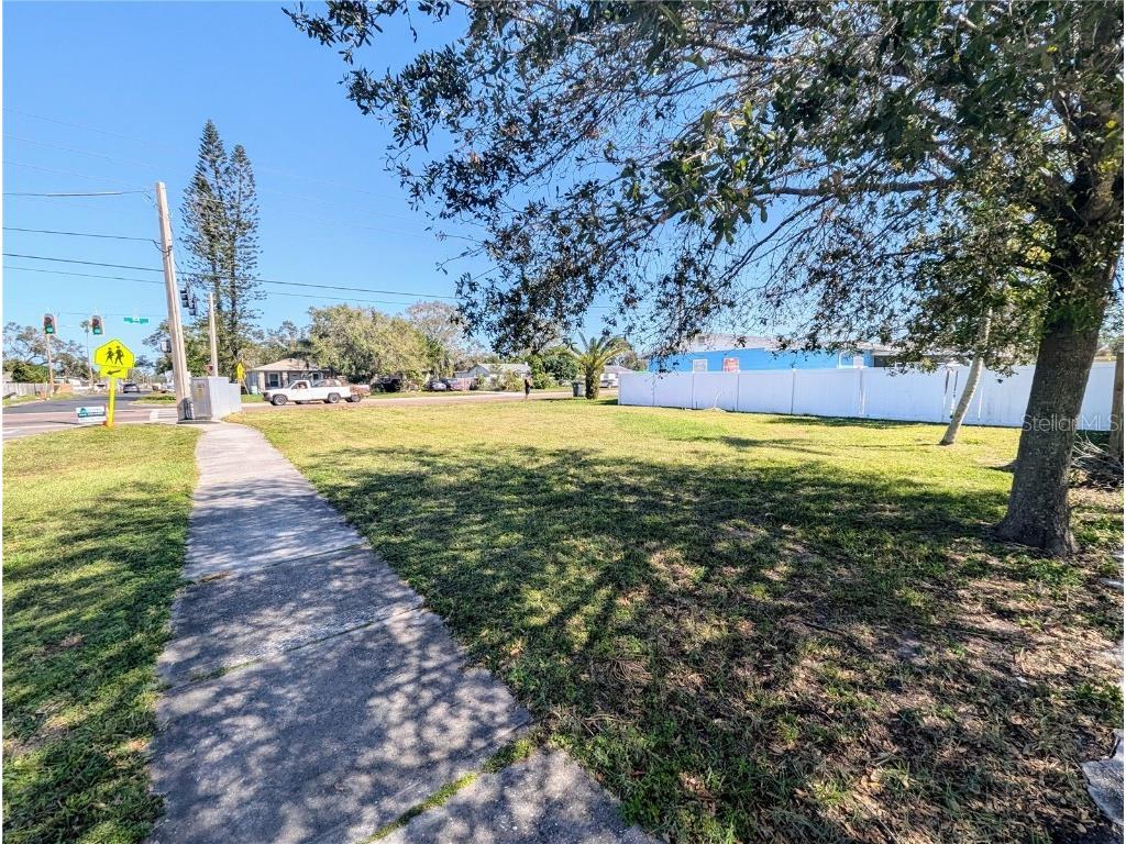 3990 54th Avenue N Saint Petersburg FL 33714 TB8314264 image4