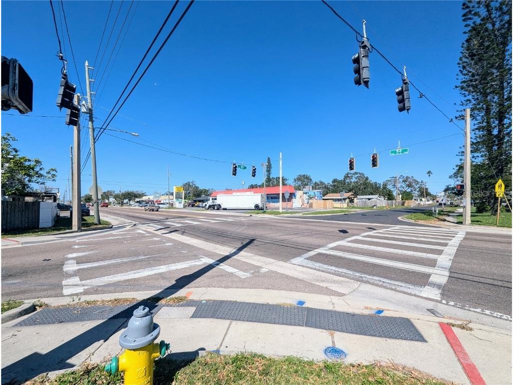 3990 54th Avenue N Saint Petersburg FL 33714 TB8314264 image7