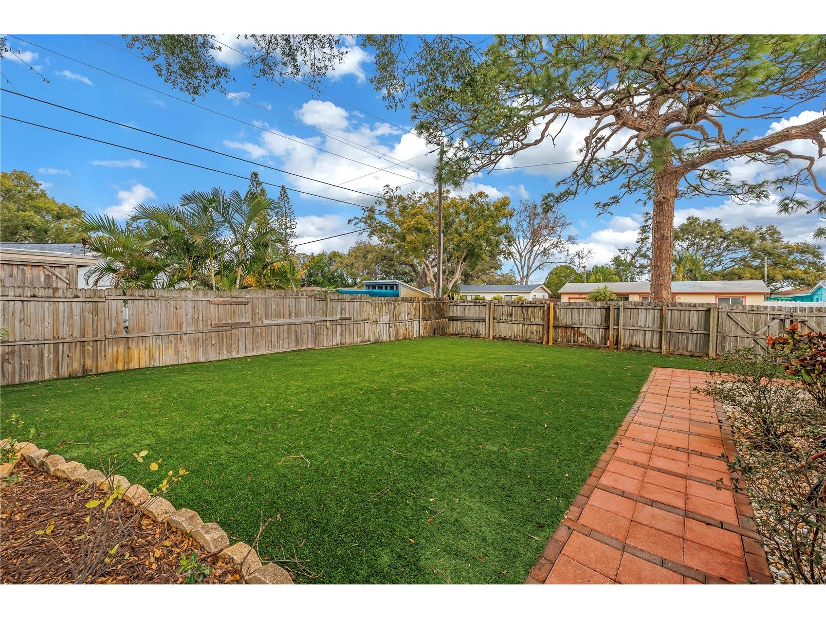 3990 59th Way N Saint Petersburg FL 33709 TB8447864 image3