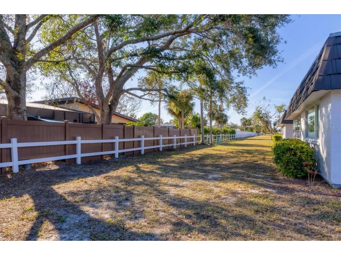 3990 Overlook Bend #19 Sarasota FL 34232 A4639141 image20