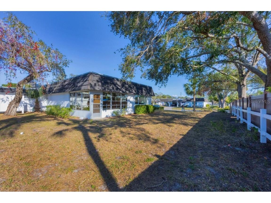 3990 Overlook Bend #19 Sarasota FL 34232 A4639141 image22