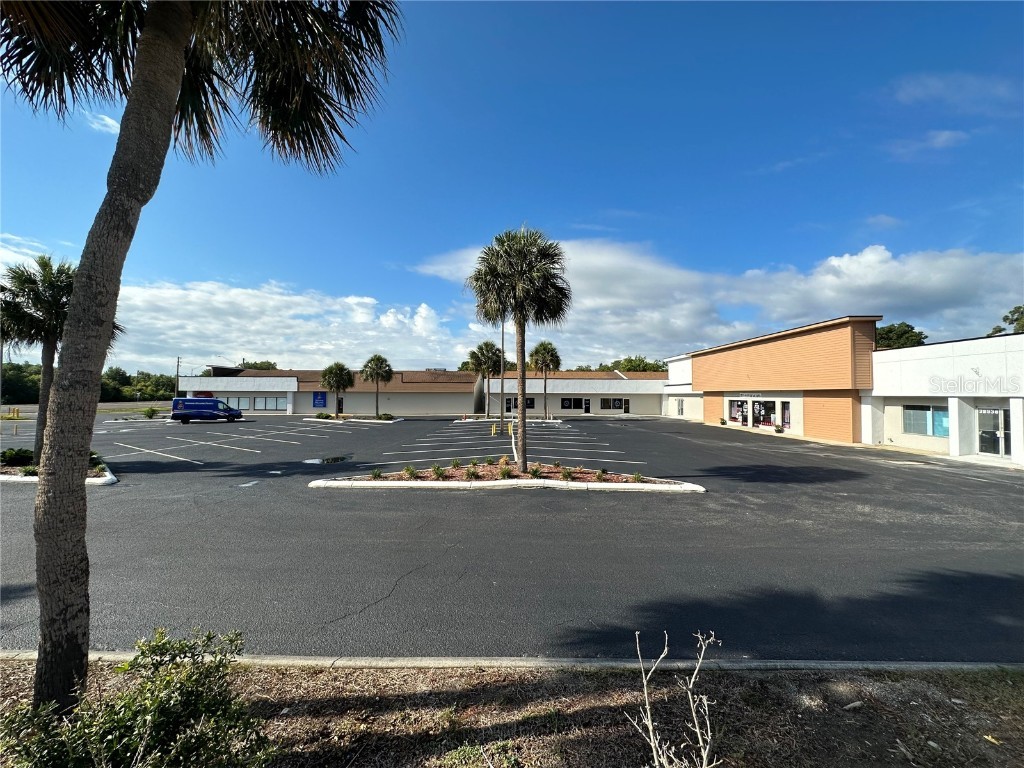 39930 Us Highway 19 N Tarpon Springs FL 34689 W7836238 image33