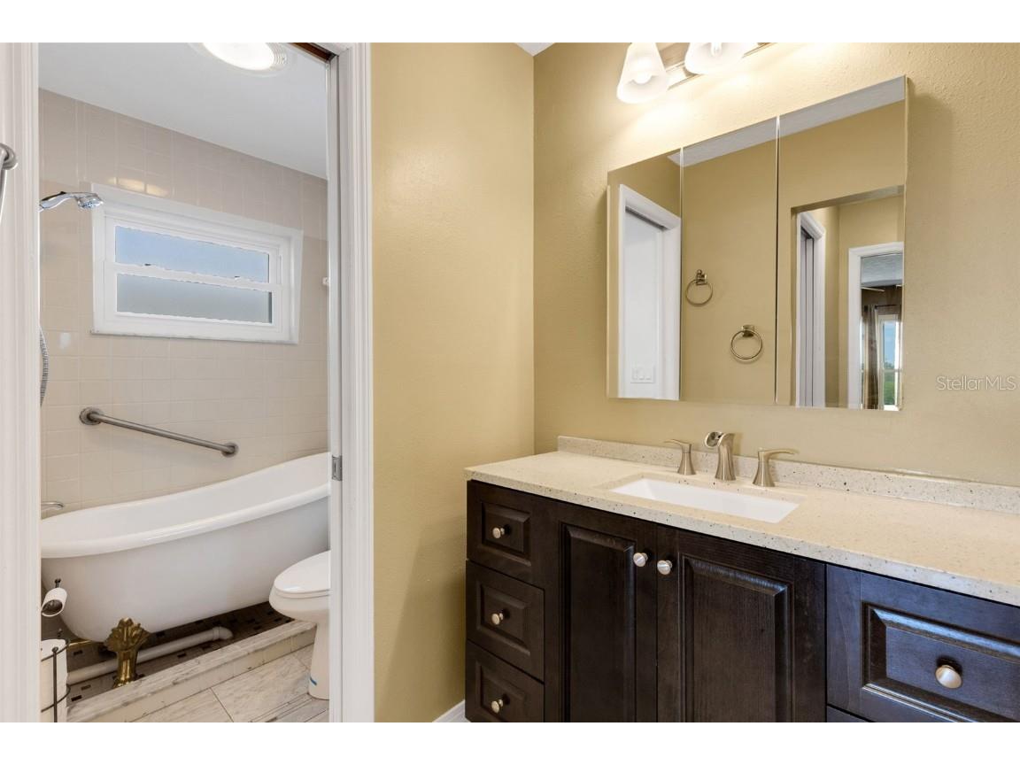 3995 Lakewood Avenue Bradenton FL 34208 - BRADEN RIVER A4659324 image44