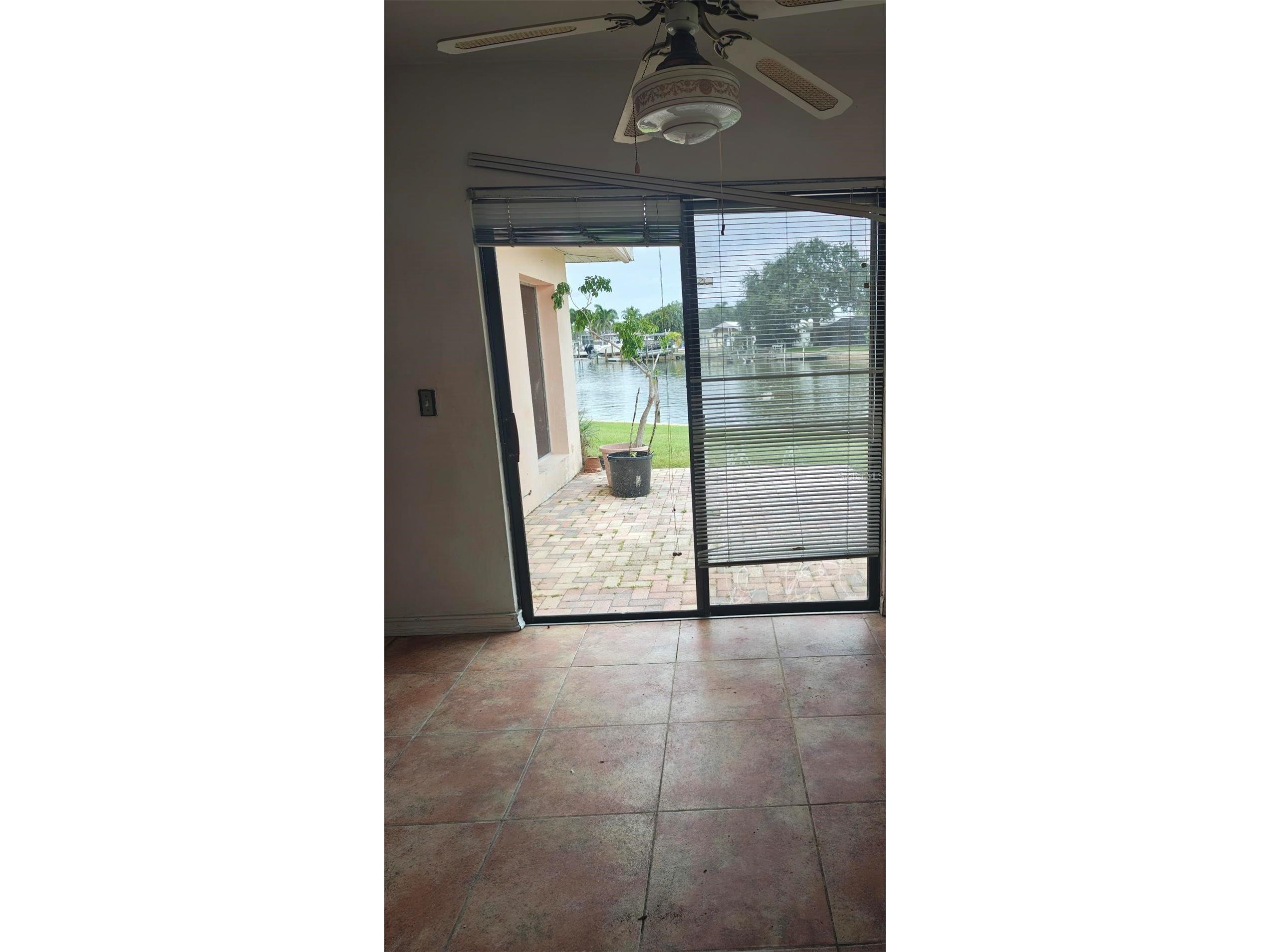 3995 South Circle Largo FL 33774 TB8398579 image22