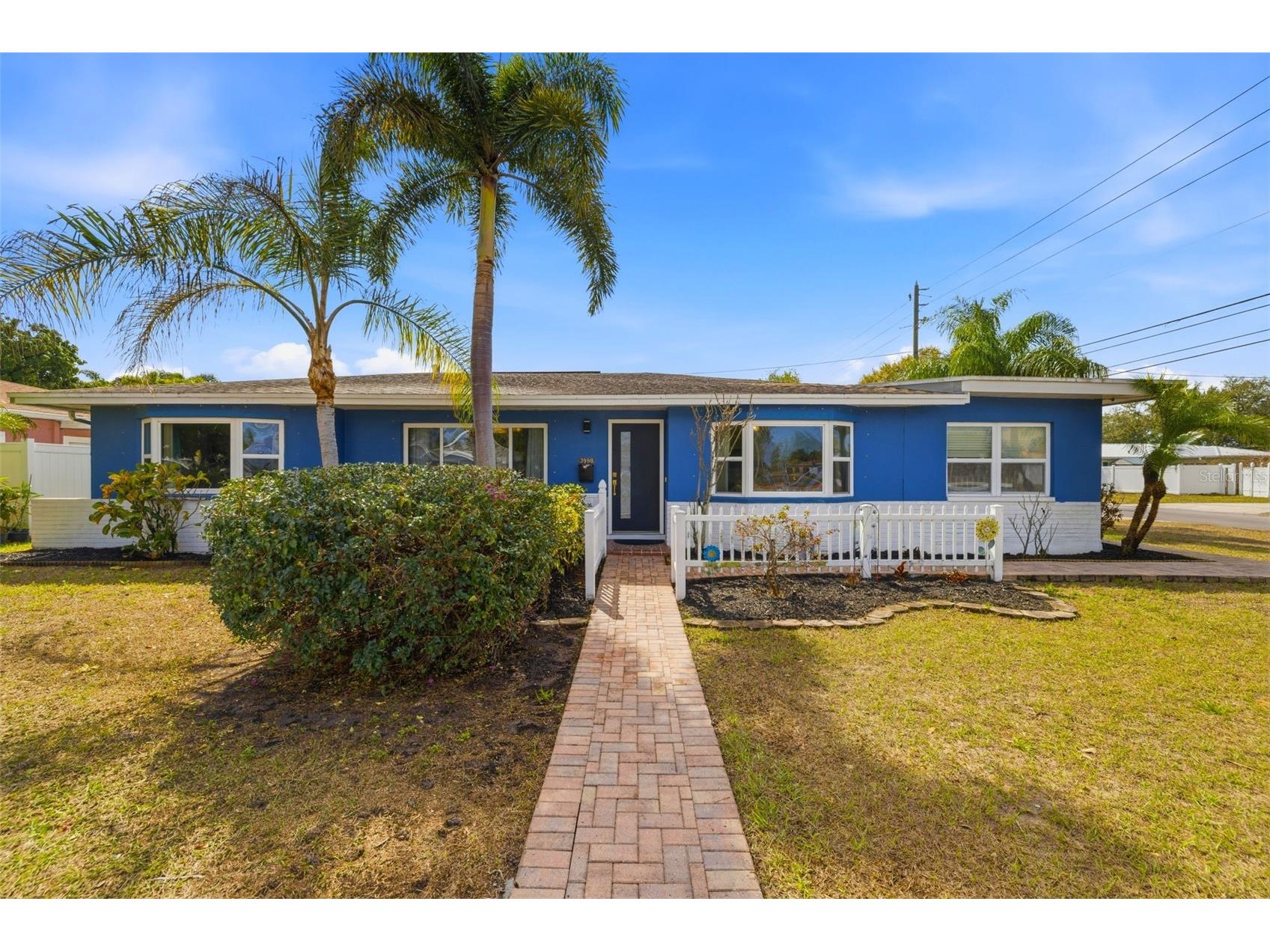 3998 22nd Avenue N Saint Petersburg FL 33713 TB8481200 image1