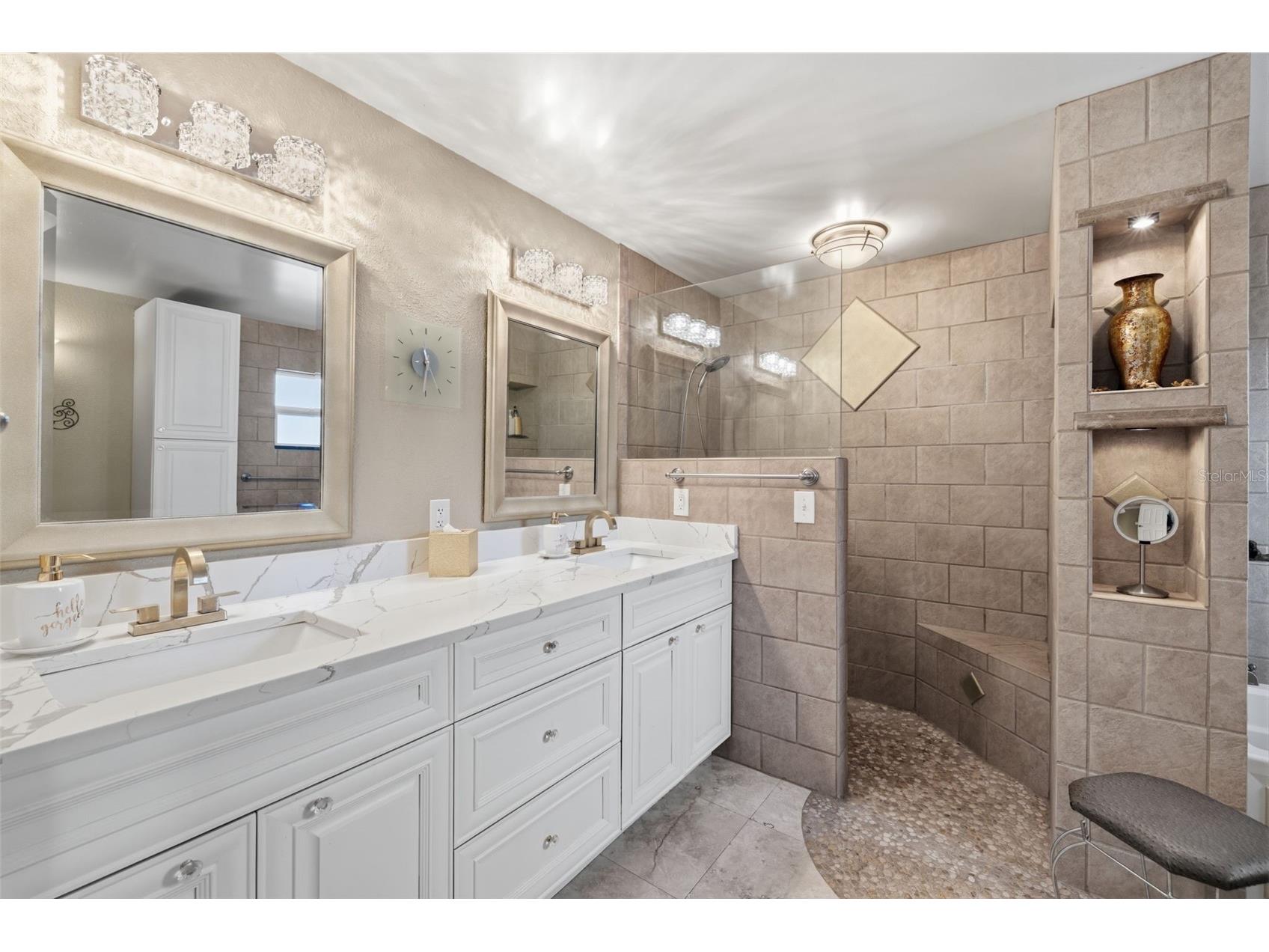 3998 22nd Avenue N Saint Petersburg FL 33713 TB8481200 image27