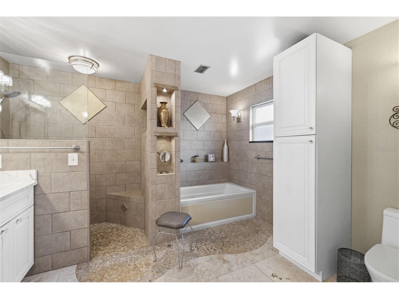 3998 22nd Avenue N Saint Petersburg FL 33713 TB8481200 image28