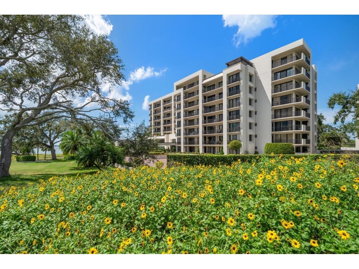 4 Belleview Boulevard #106 Belleair FL 33756 TB8446965 image62