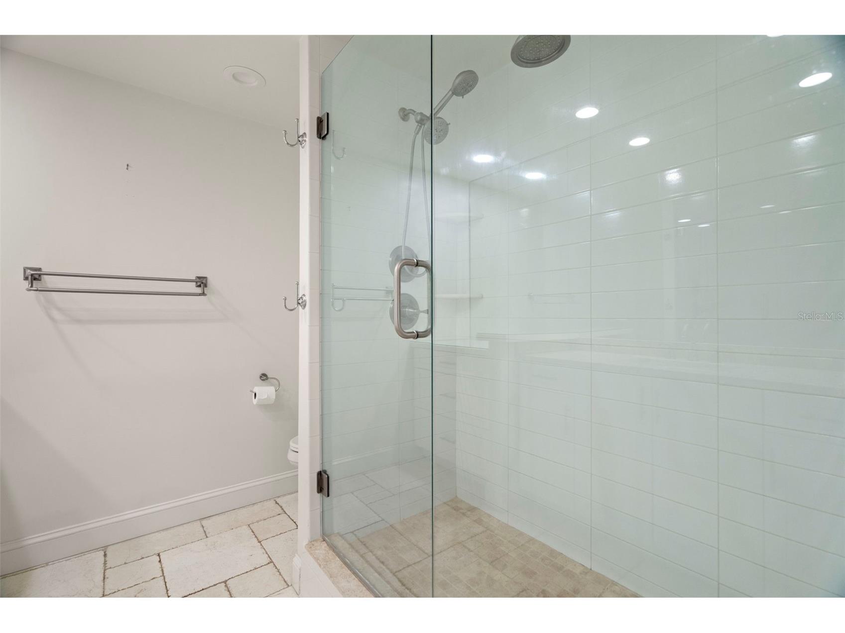 4 Belleview Boulevard #108 Belleair FL 33756 TB8484003 image18