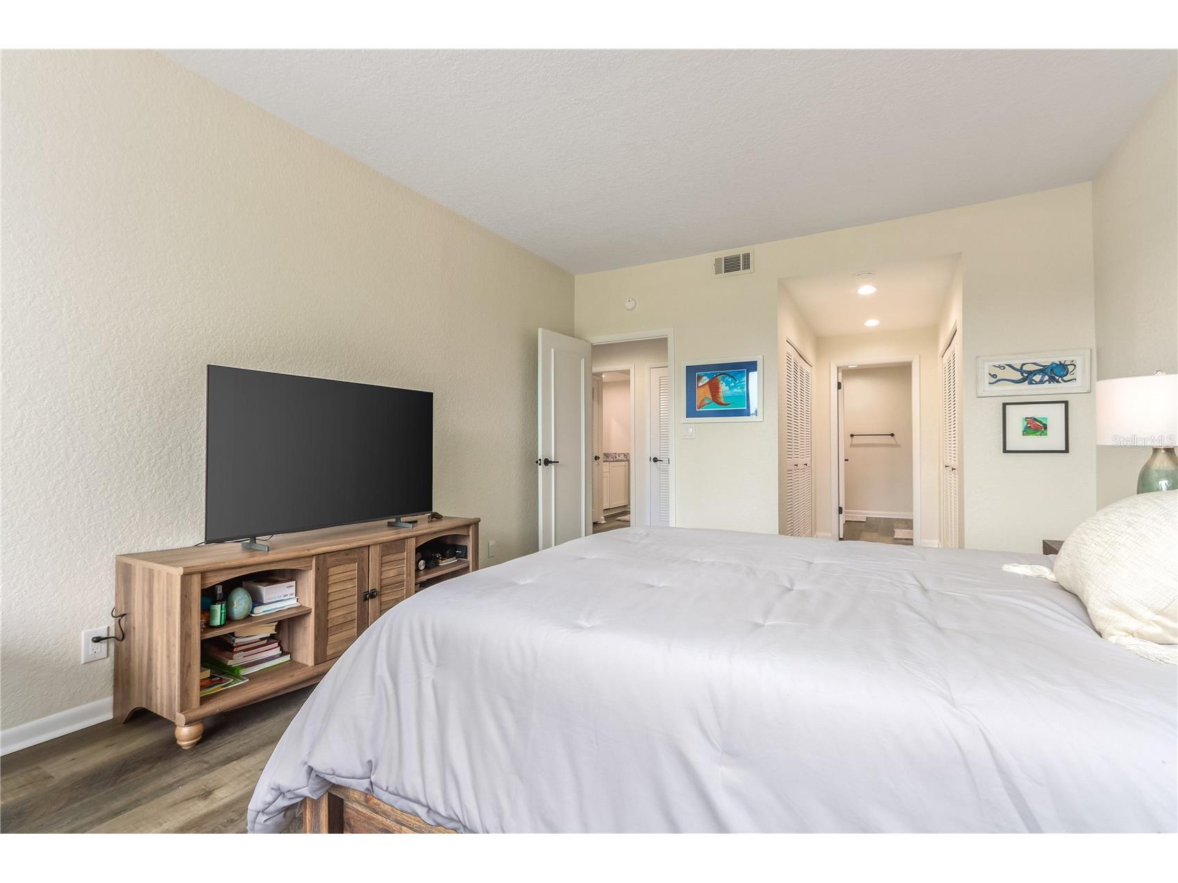 4 Belleview Boulevard #205 Clearwater FL 33756 TB8532074 image17