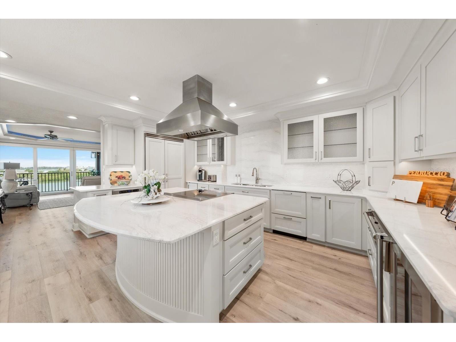 4 Belleview Boulevard #503 Belleair FL 33756 TB8508282 image12