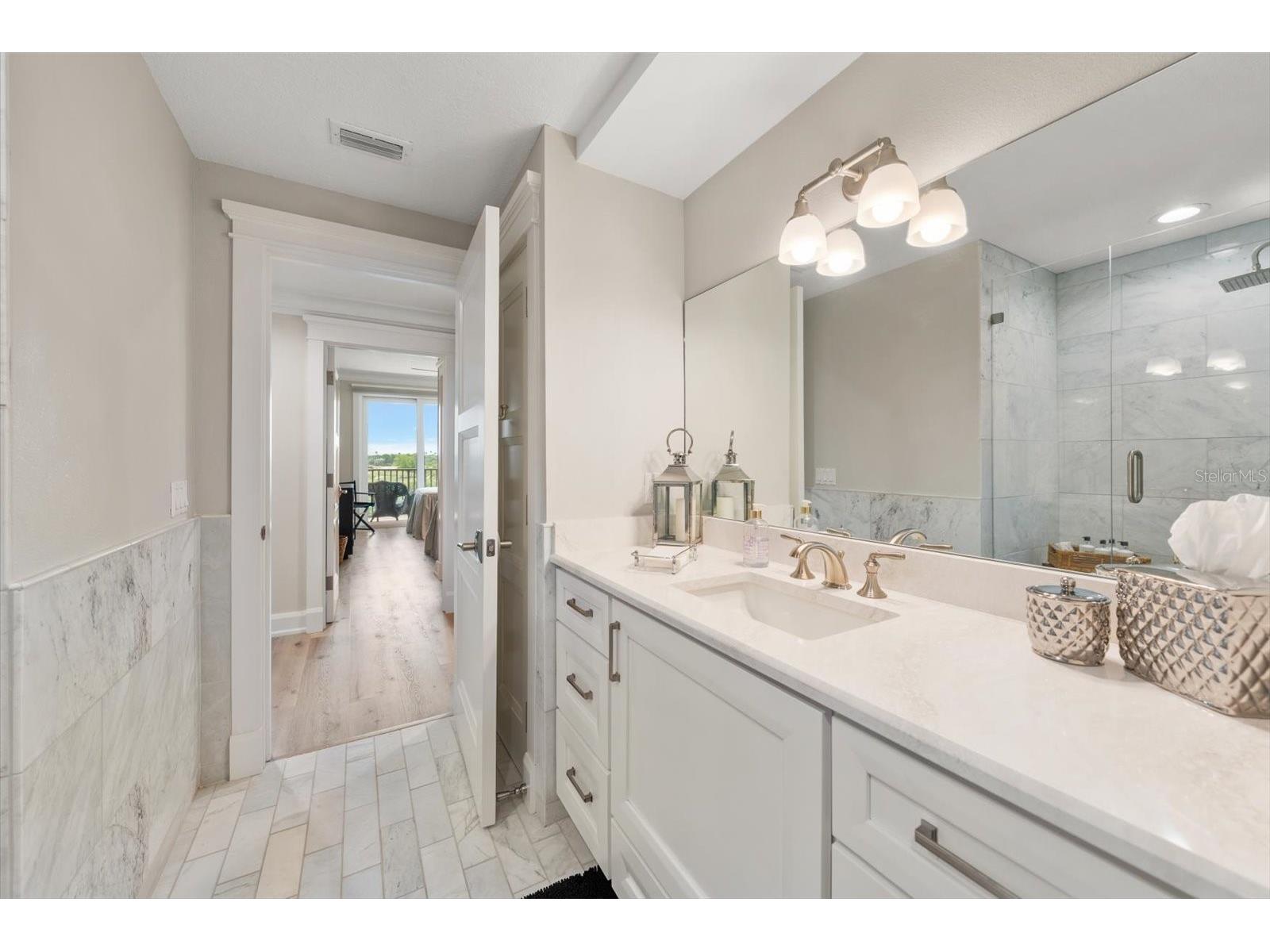 4 Belleview Boulevard #503 Belleair FL 33756 TB8508282 image38