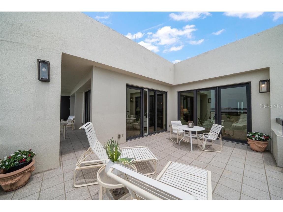 4 Belleview Boulevard #802 Belleair FL 33756 TB8381621 image2