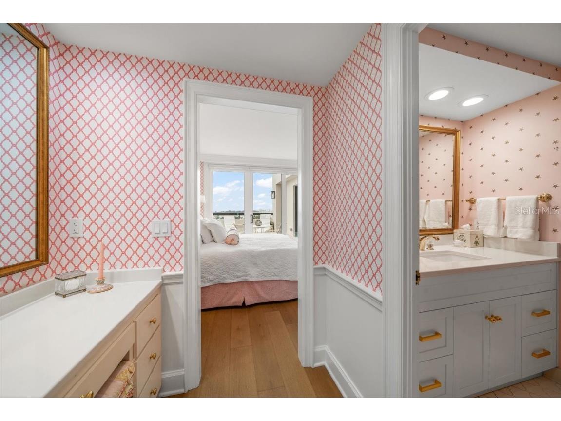 4 Belleview Boulevard #802 Belleair FL 33756 TB8381621 image22