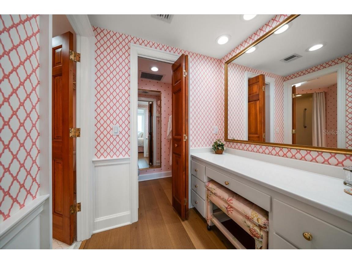 4 Belleview Boulevard #802 Belleair FL 33756 TB8381621 image27