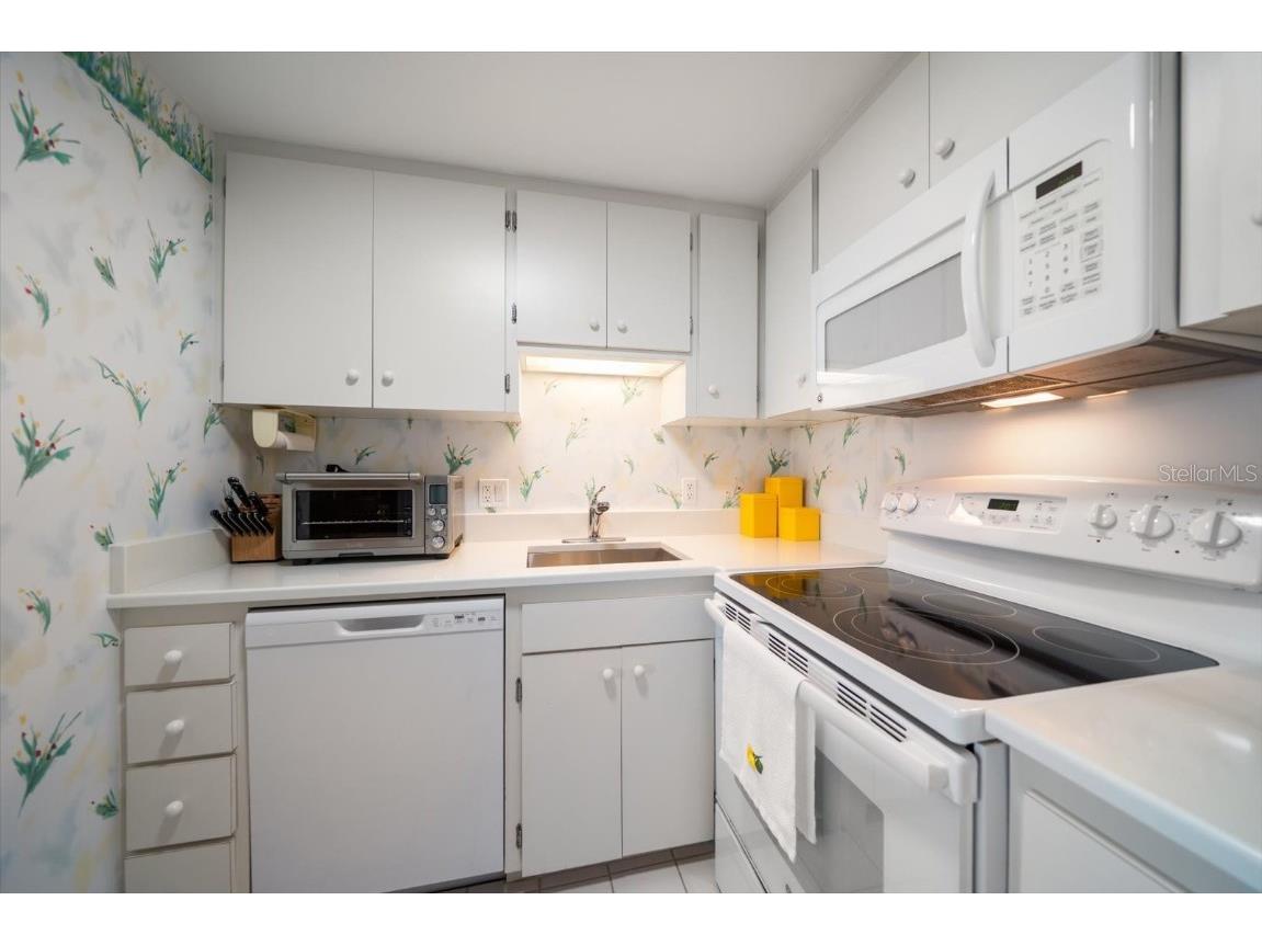 4 Belleview Boulevard #802 Belleair FL 33756 TB8381621 image31