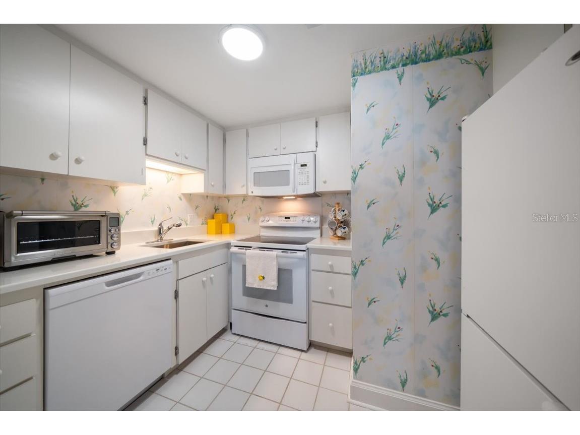 4 Belleview Boulevard #802 Belleair FL 33756 TB8381621 image32