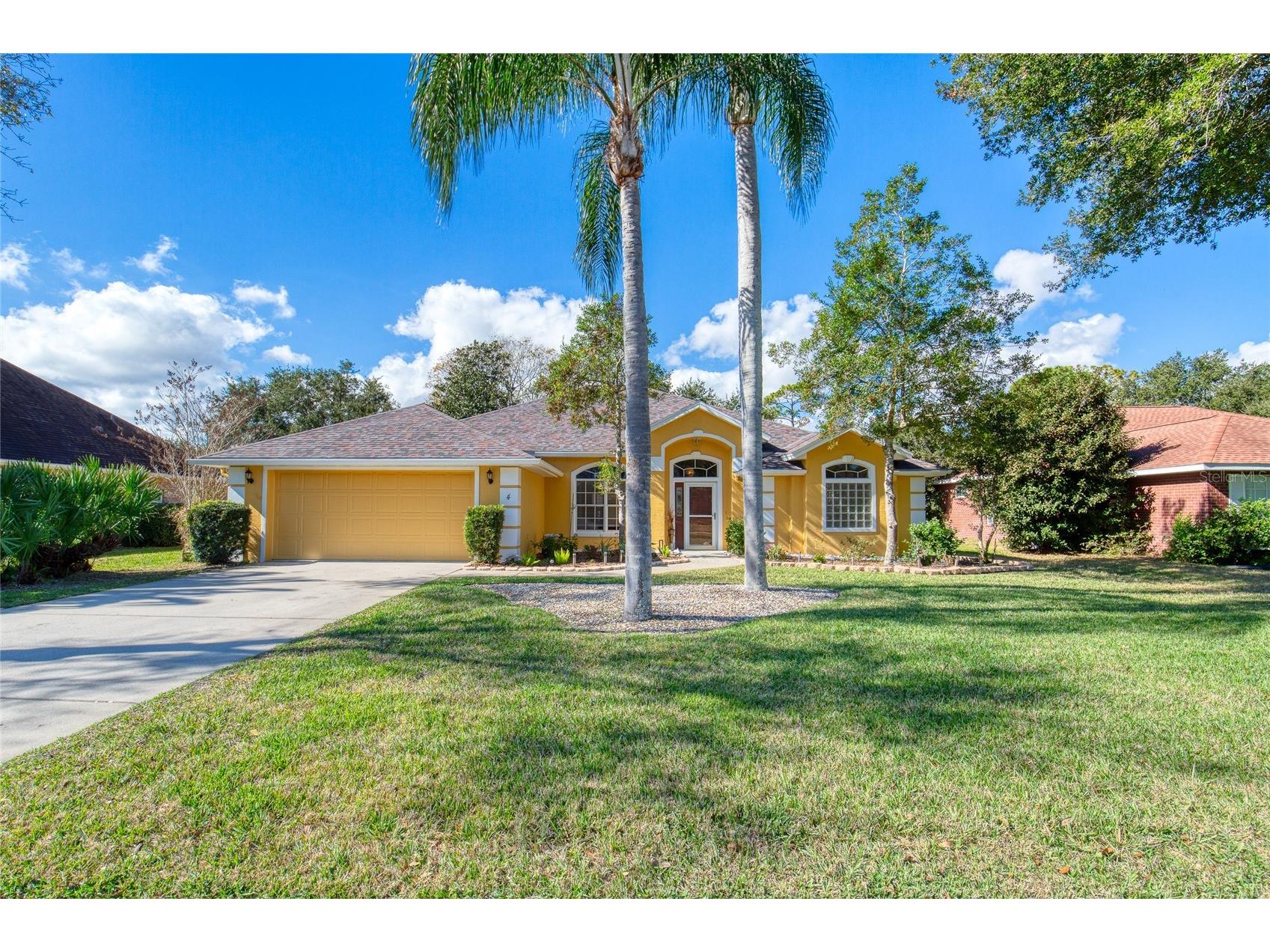 4 Cliffside Dr  