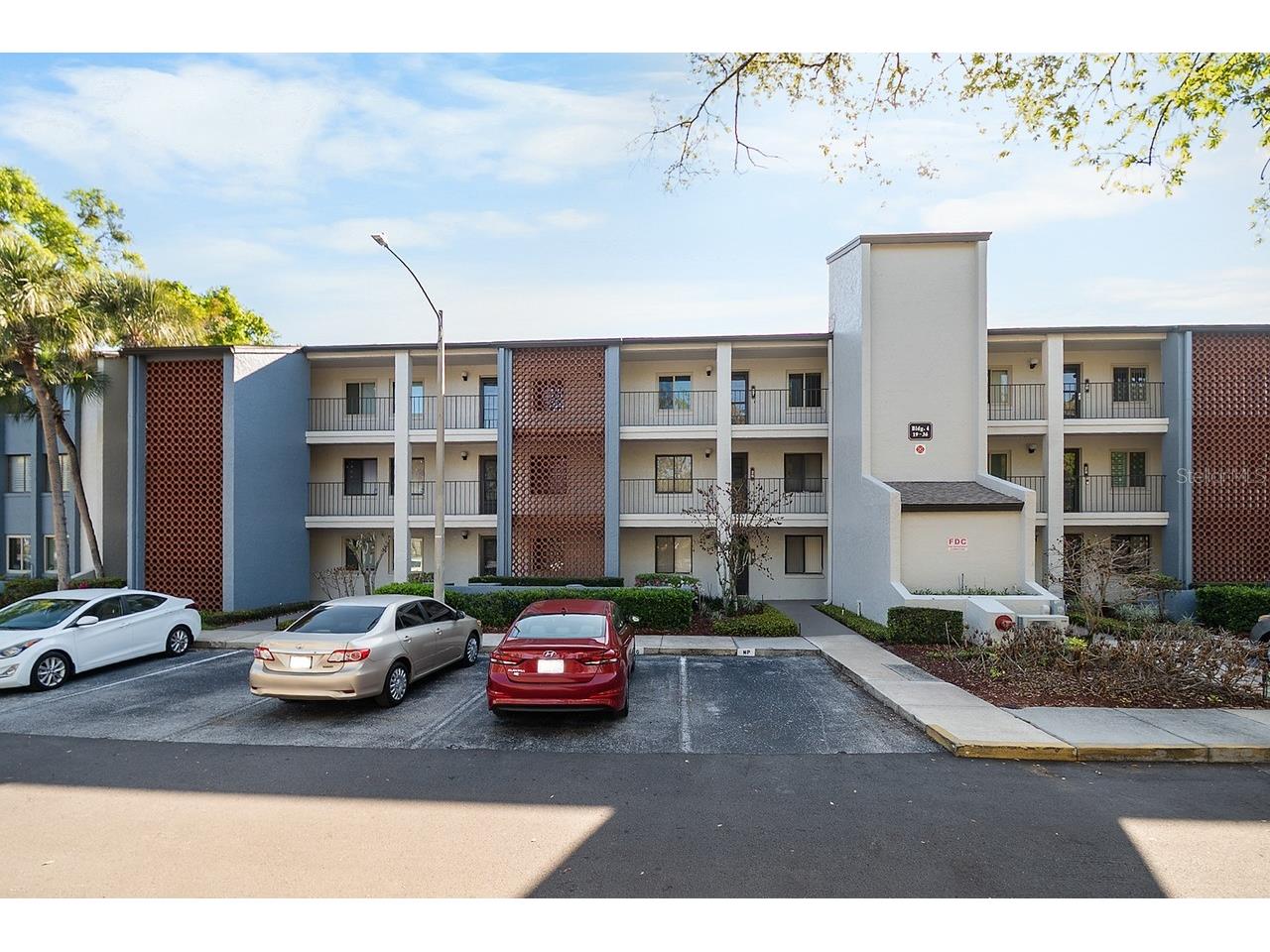 4 Escondido Circle #27 Altamonte Springs FL 32701 O6394504 image1