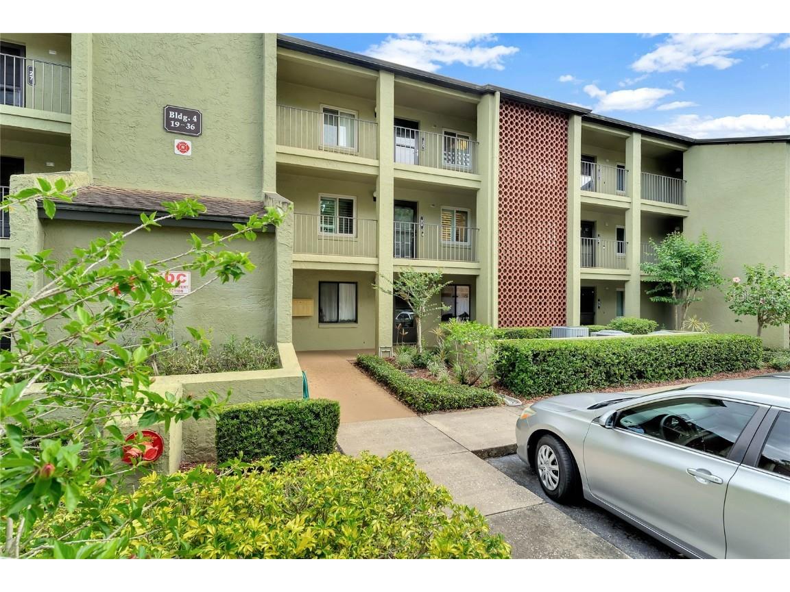 4 Escondido Circle #29 Altamonte Springs FL 32701 O6103696 image1