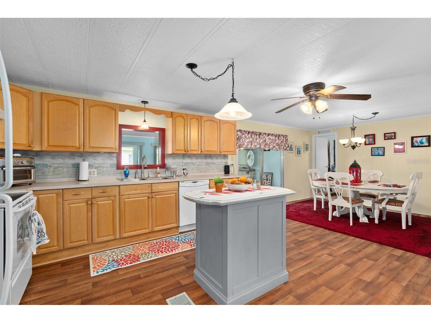 4 Gallinule Court Fruitland Park FL 34731 - LAKE GRIFFIN O6401630 image16
