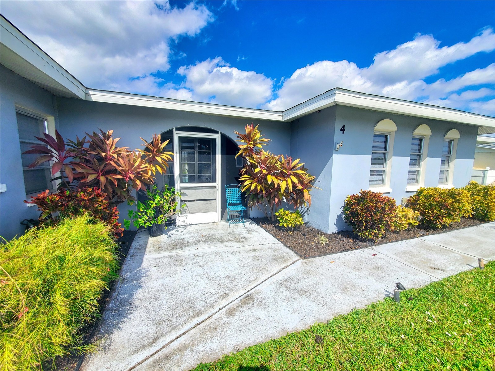 4 Golfview Road Rotonda West FL 33947 O6375854 image1