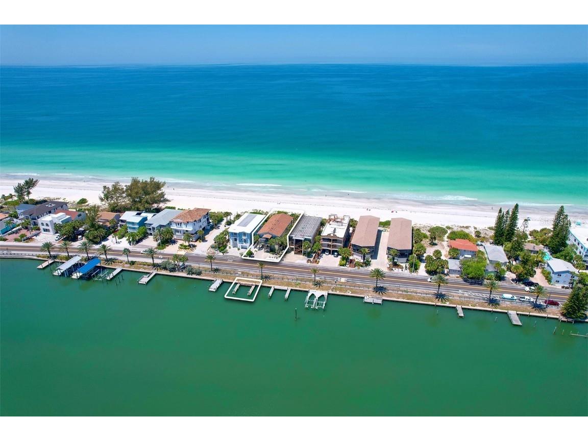 4 Gulf Boulevard #201 202 203 204 Indian Rocks Beach FL 33785 U8241566 image1