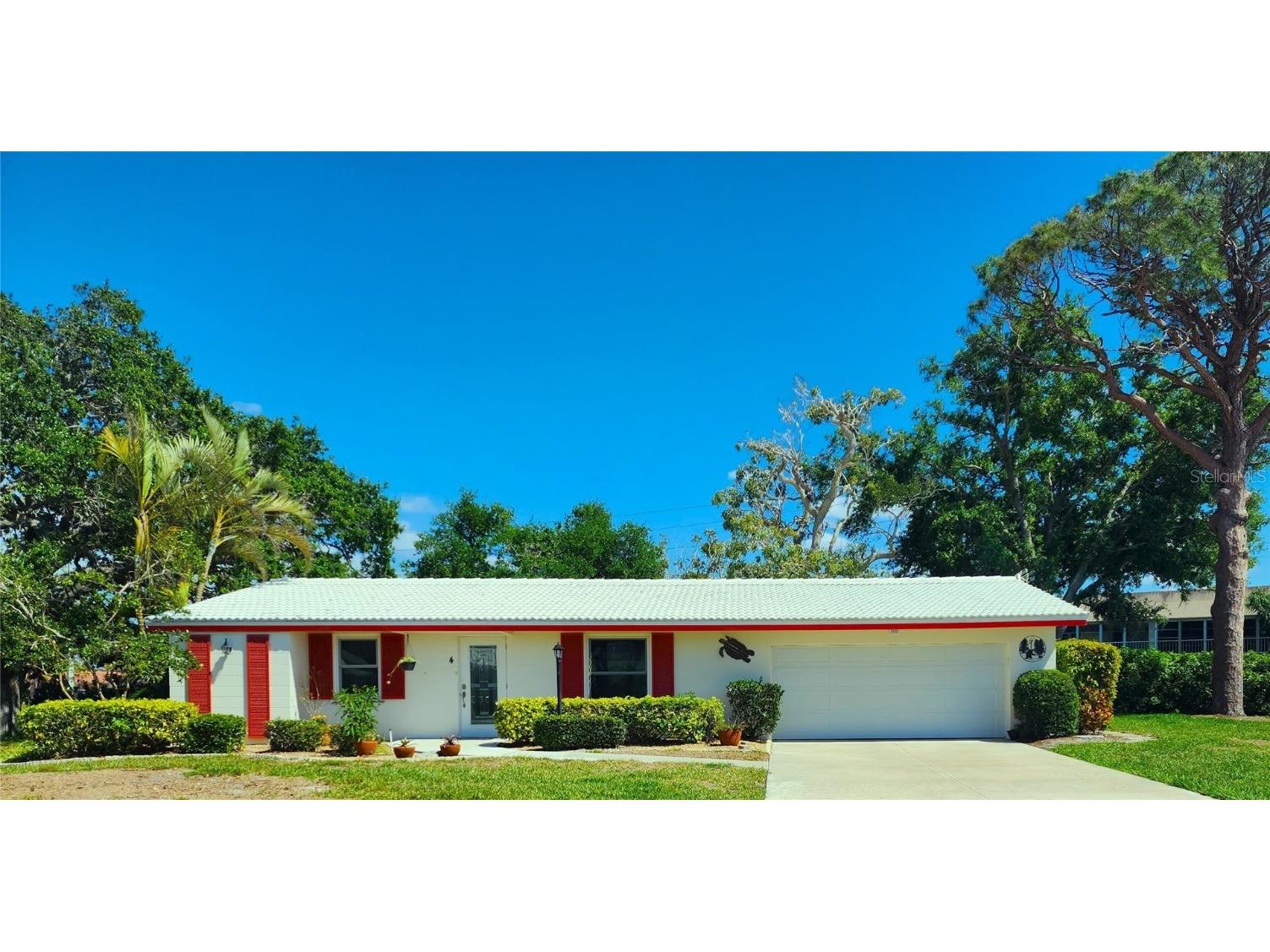 4 Oakwood Drive N Englewood FL 34223 - FORKED CREEK N6125964 image1