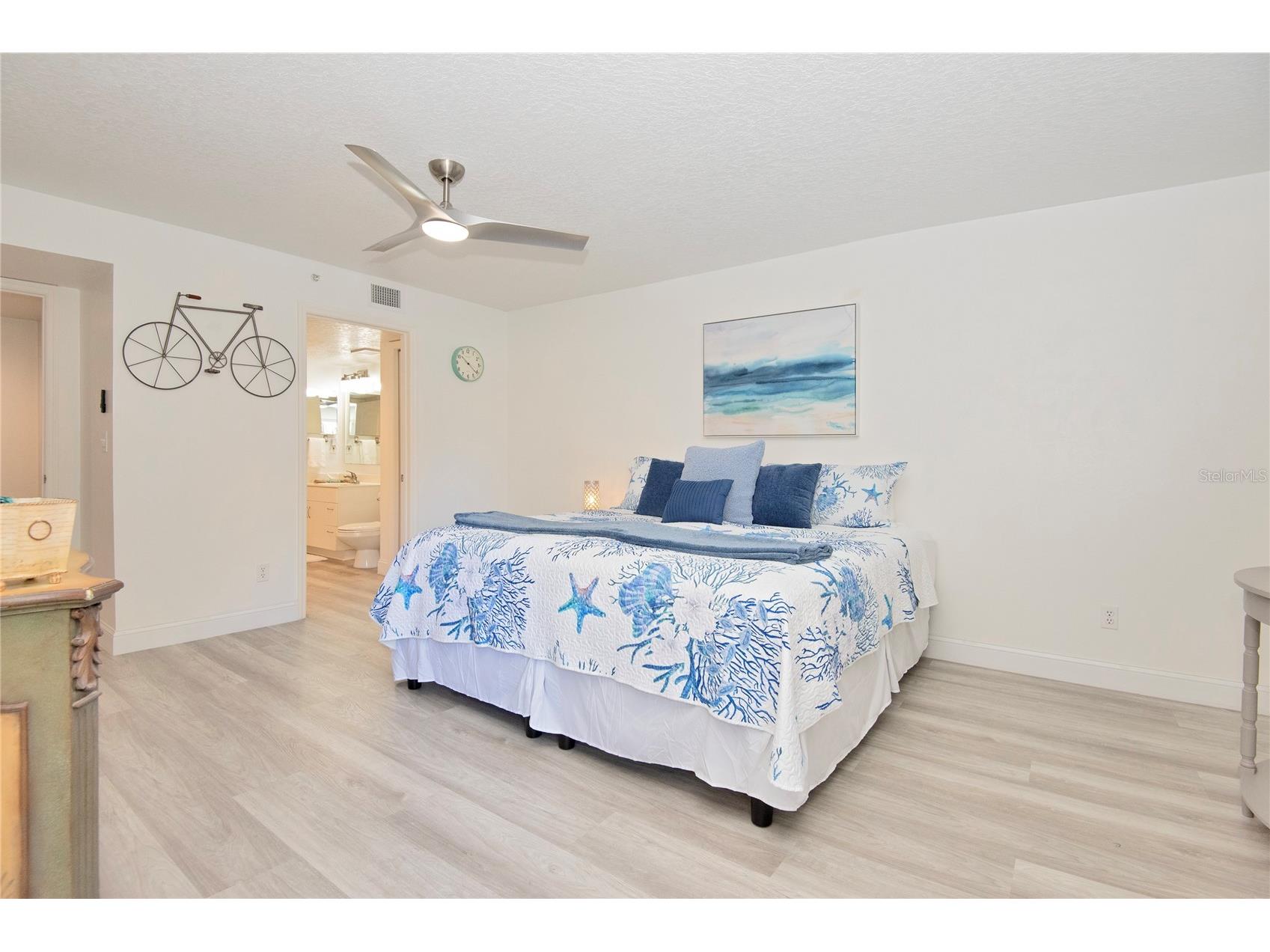 4 Oceans West Boulevard #102C Daytona Beach FL 32118 NS1087516 image37