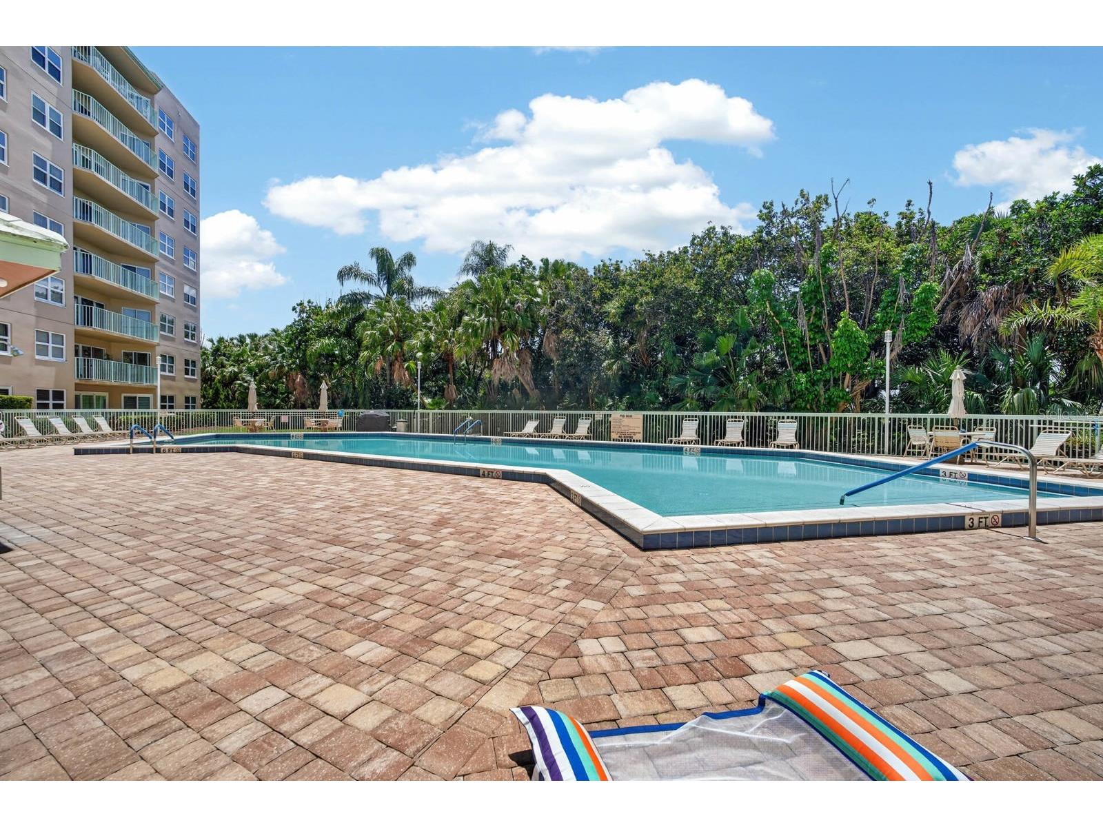 4 Oceans West Boulevard #207A Daytona Beach FL 32118 FC318776 image33