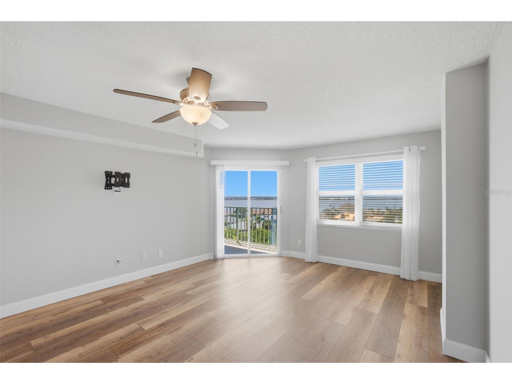 4 Oceans West Boulevard #701C Daytona Beach Shores FL 32118 V4948834 image19