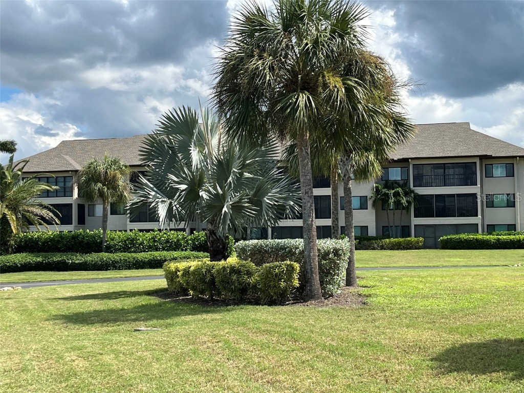 4 Pirates Lane #42A Punta Gorda FL 33955 - CHARLOTTE HARBOR C7498666 image1