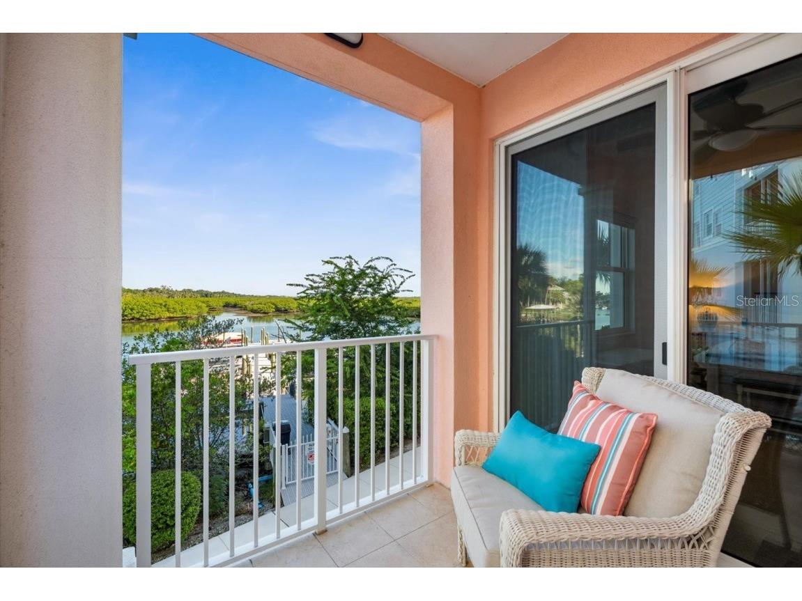 4 Riverwalk Drive #201 New Smyrna Beach FL 32169 V4937177 image1