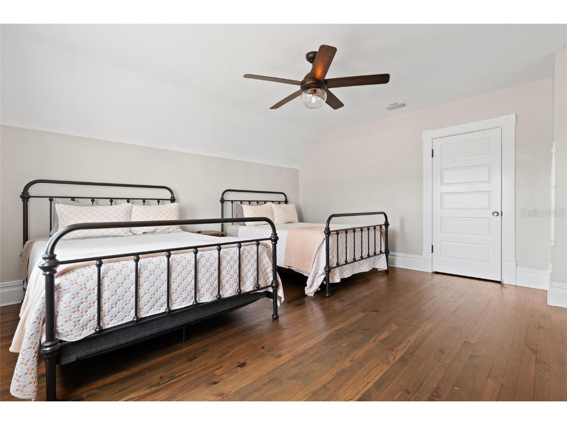 4 W Orange Street Tarpon Springs FL 34689 W7879741 image24