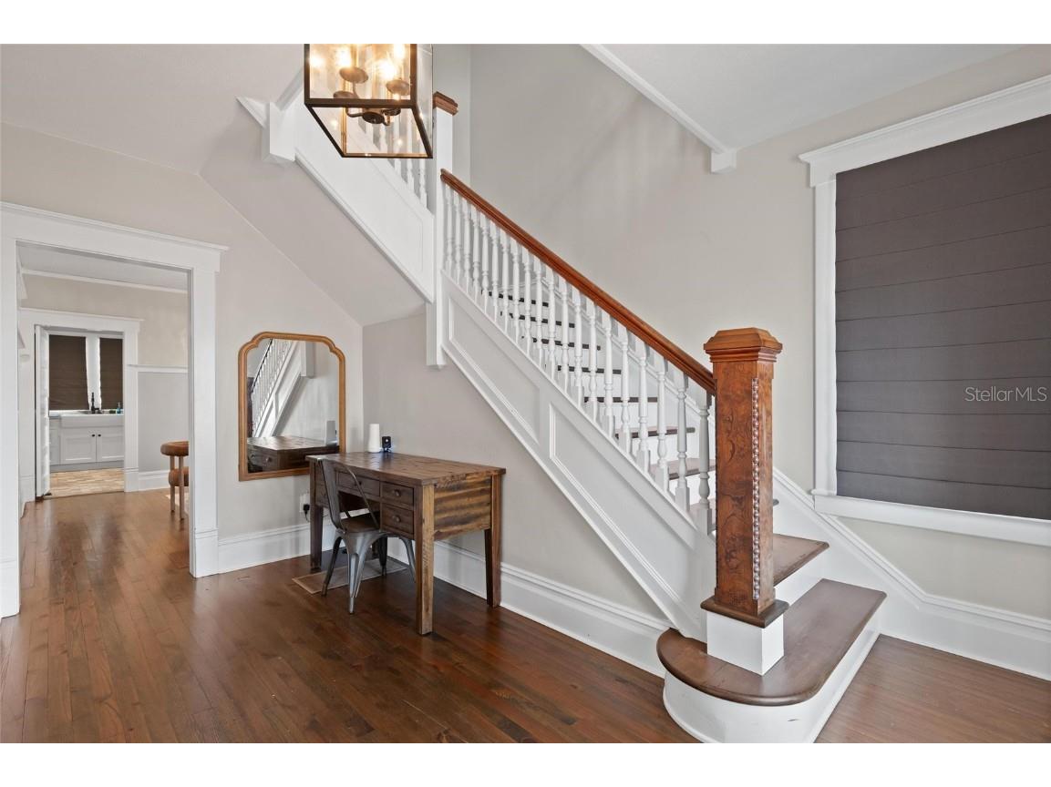 4 W Orange Street Tarpon Springs FL 34689 W7879741 image8