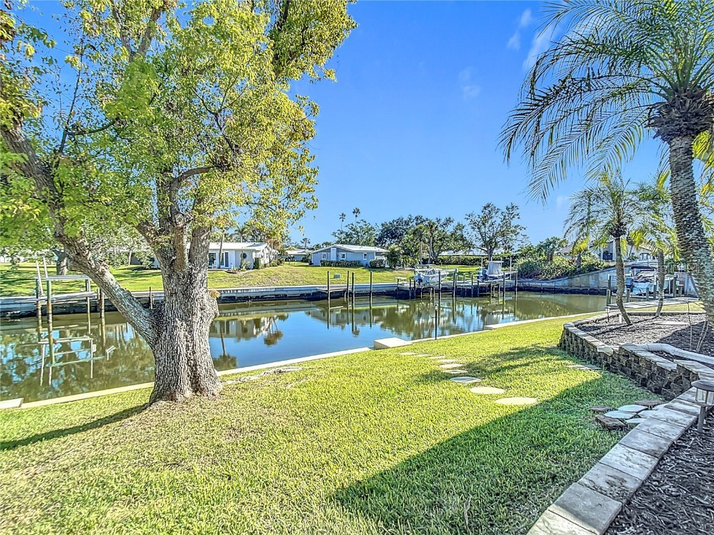 4 Windsor Drive Englewood FL 34223 N6135900 image3