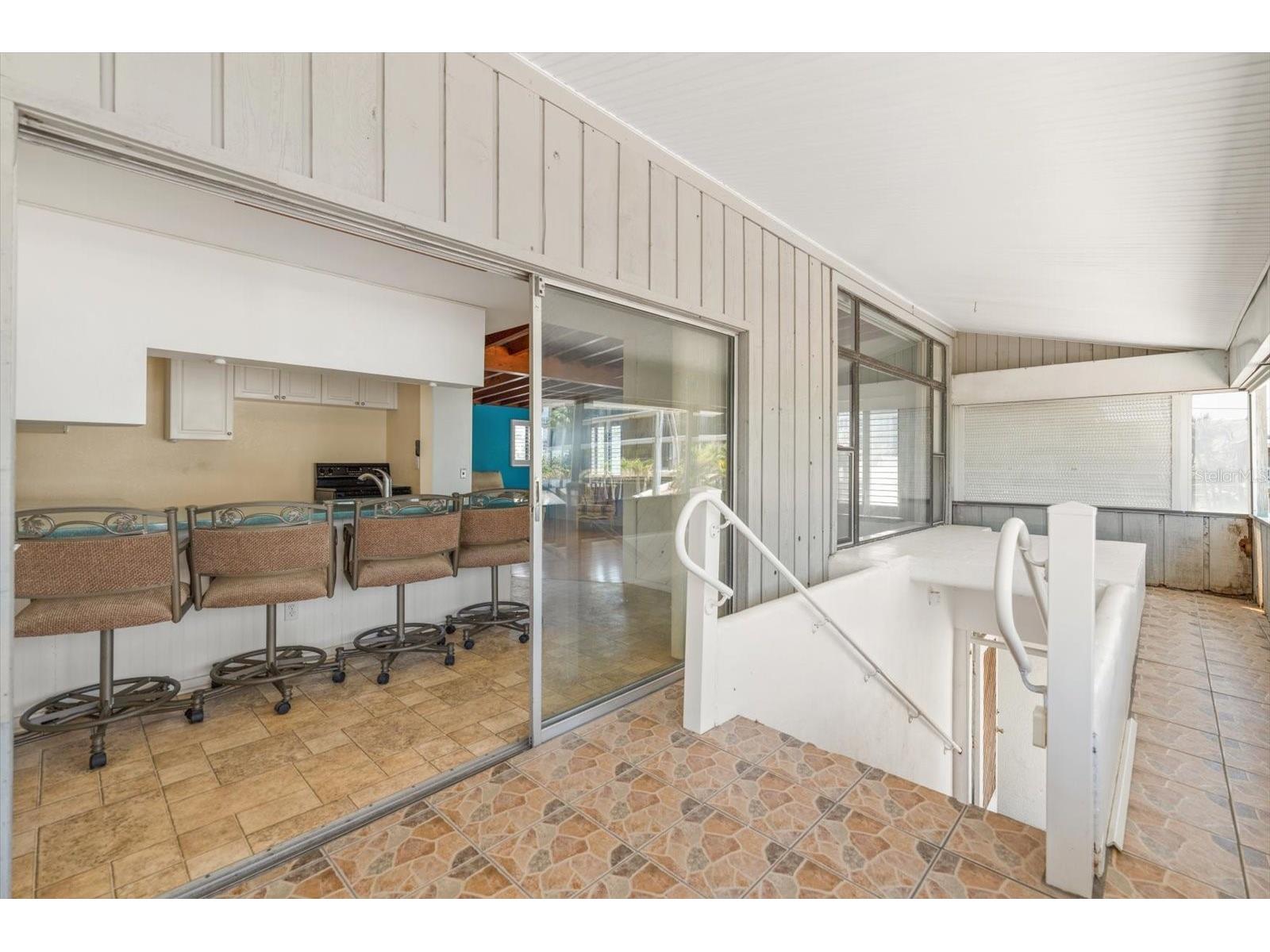 40 77th Avenue Treasure Island FL 33706 - GULF OF MEXICO & BLIND PASS TB8503930 image10