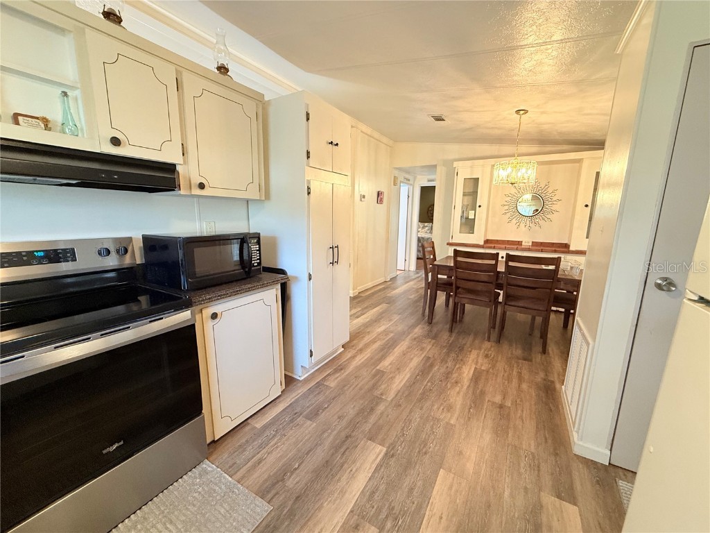 40 Magnolia Lane Wildwood FL 34785 - LAKE OKAHUMPKA G5104997 image13