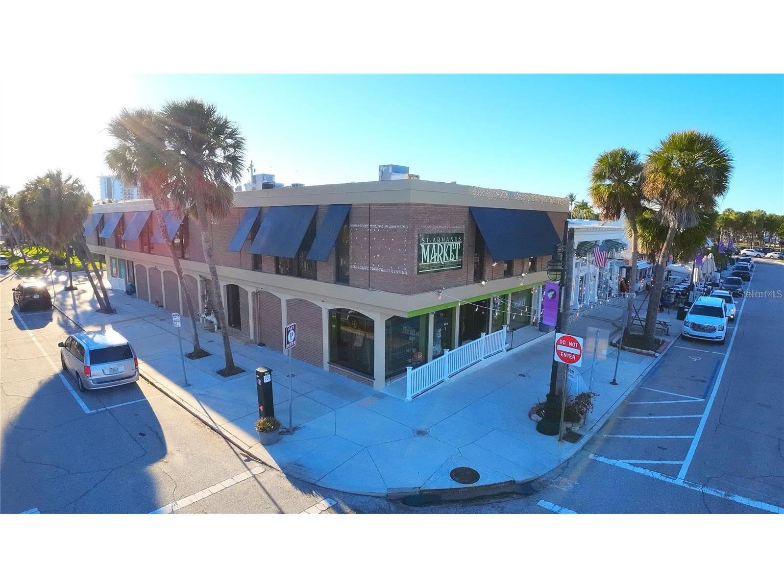 40 S Blvd Of The Presidents Sarasota FL 34236 TB8516925 image1