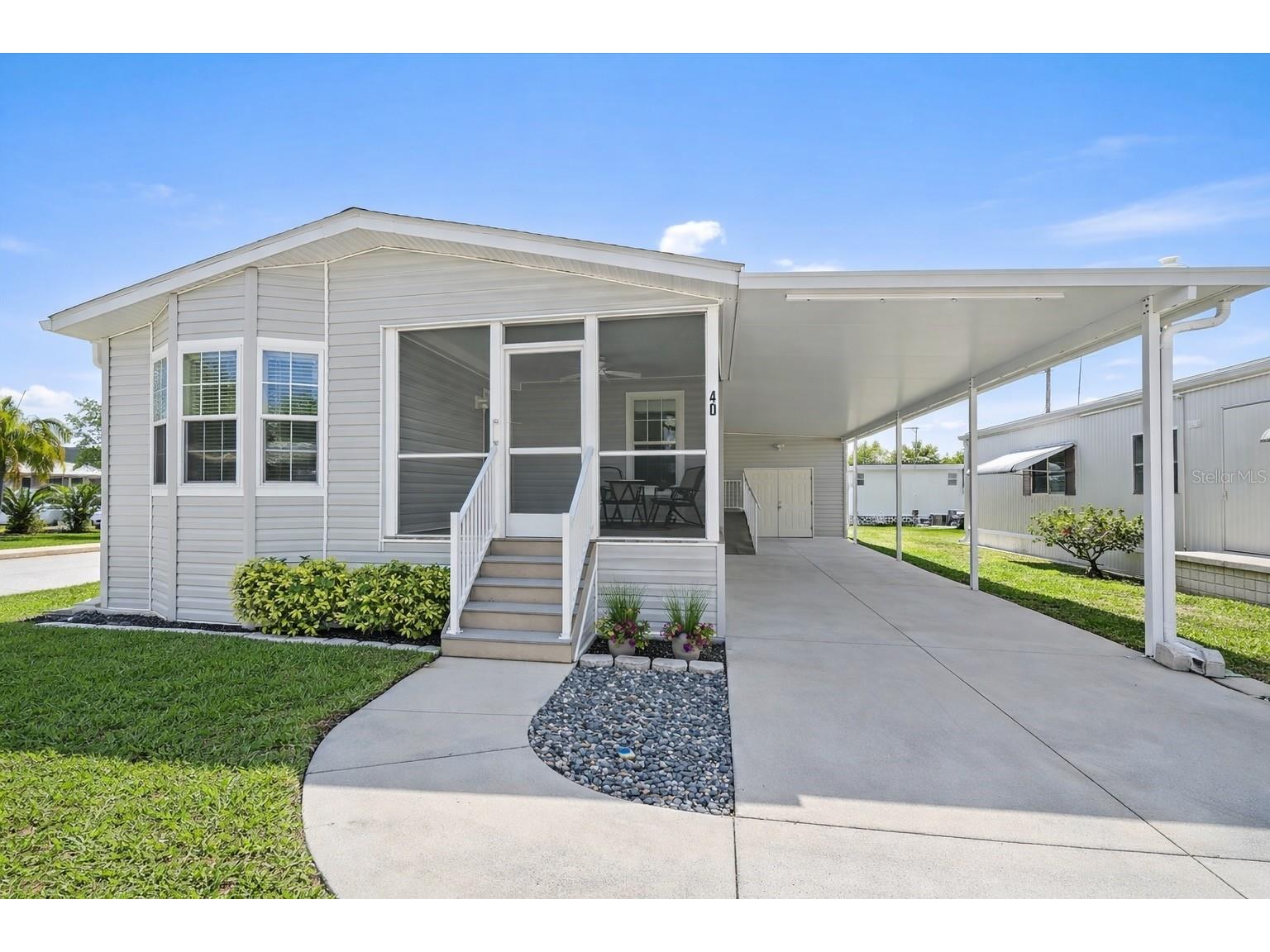 40 Shady Lane #40 Palmetto FL 34221 A4686496 image1