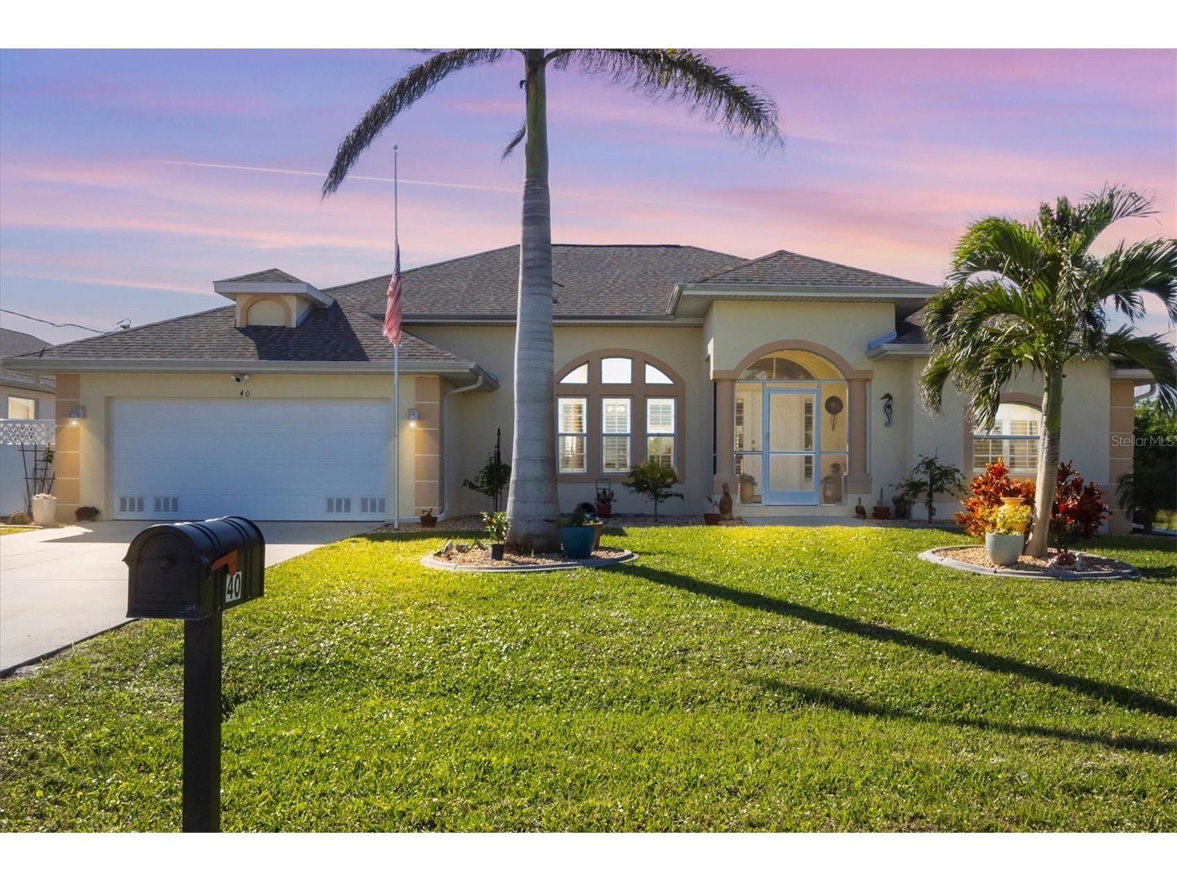 40 Tee View Court Rotonda West FL 33947 C7517788 image1