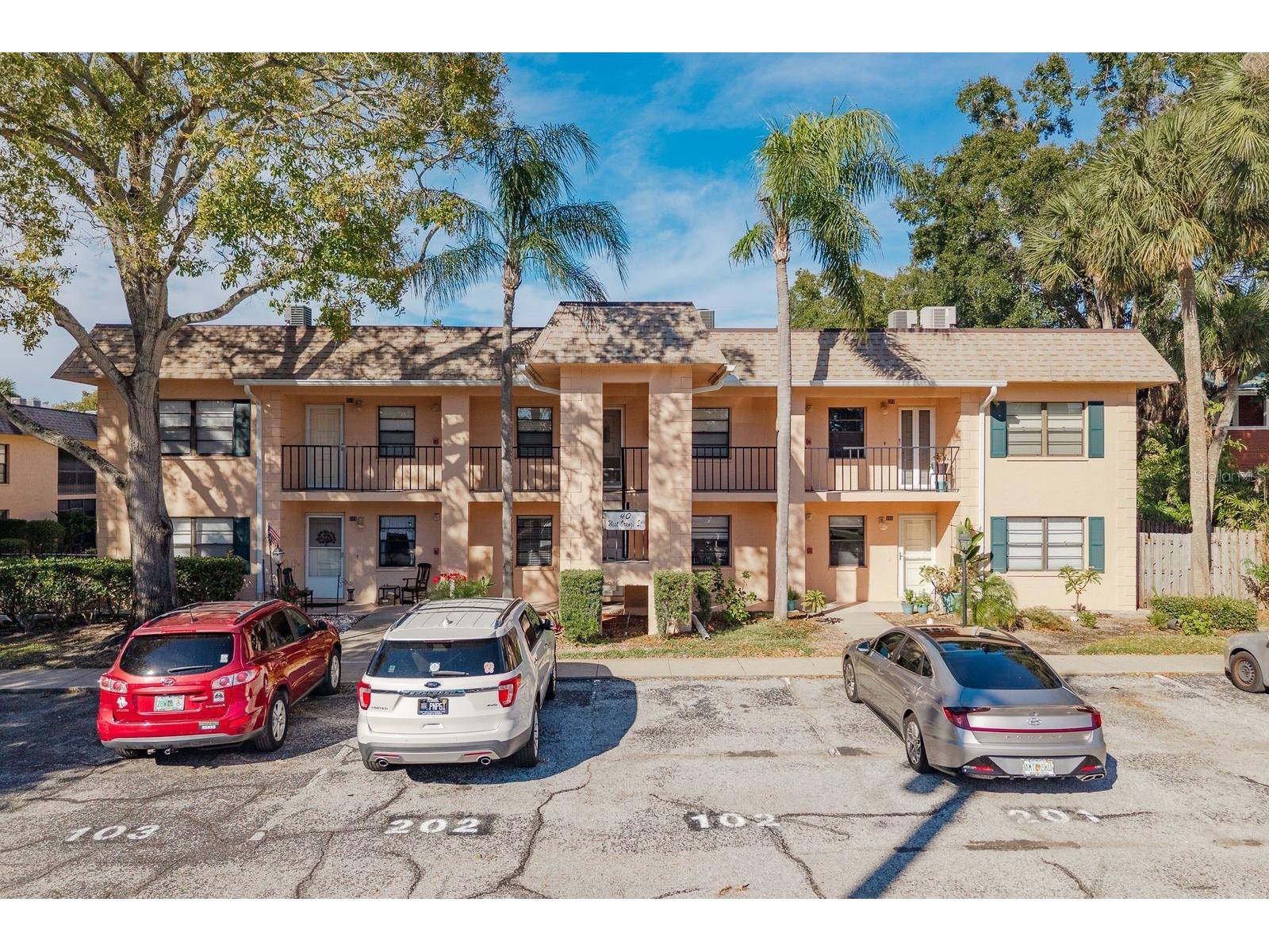 40 W Orange Street #102 Tarpon Springs FL 34689 TB8467524 image1