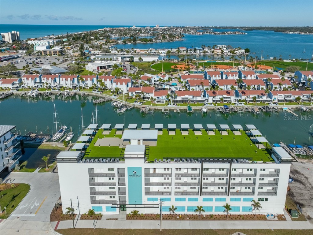 400 150th #402 Madeira Beach FL 33708 - BOCA CIEGA BAY TB8301902 image1