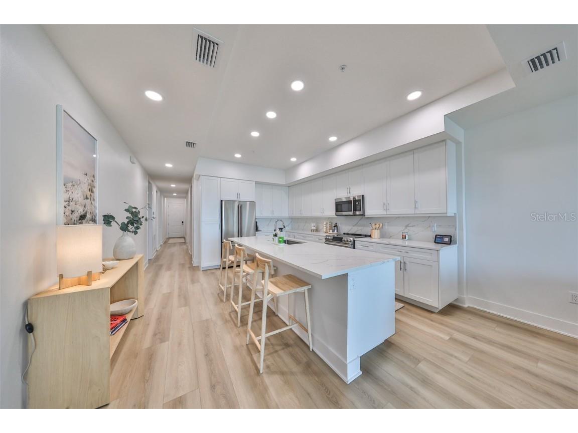 400 150th #402 Madeira Beach FL 33708 - BOCA CIEGA BAY TB8301902 image11